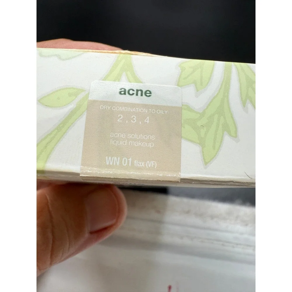 Clinique Acne Solutions Liquid Makeup Foundation 1 FL.OZ Salicylic Acid used 1 x